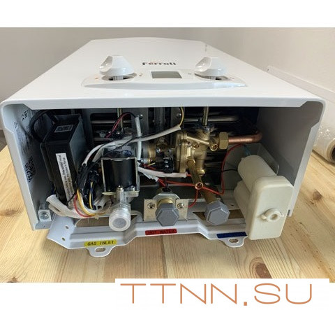 Газовый проточный водонагреватель Ferroli VERONA 11 D (NG)